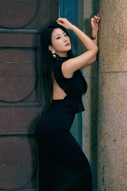 街拍御姐（图ZNDA4MjI0NTY0） - 人像摄影 - 站酷设计师夏夜港湾原创素材 - 站酷ZCOOL