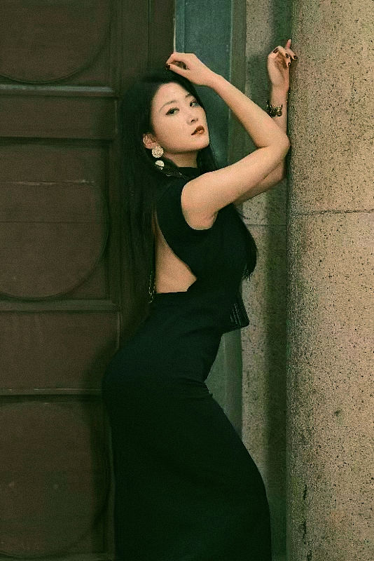 街拍御姐（图ZNDA4MjI0NTYw） - 人像摄影 - 站酷设计师夏夜港湾原创素材 - 站酷ZCOOL