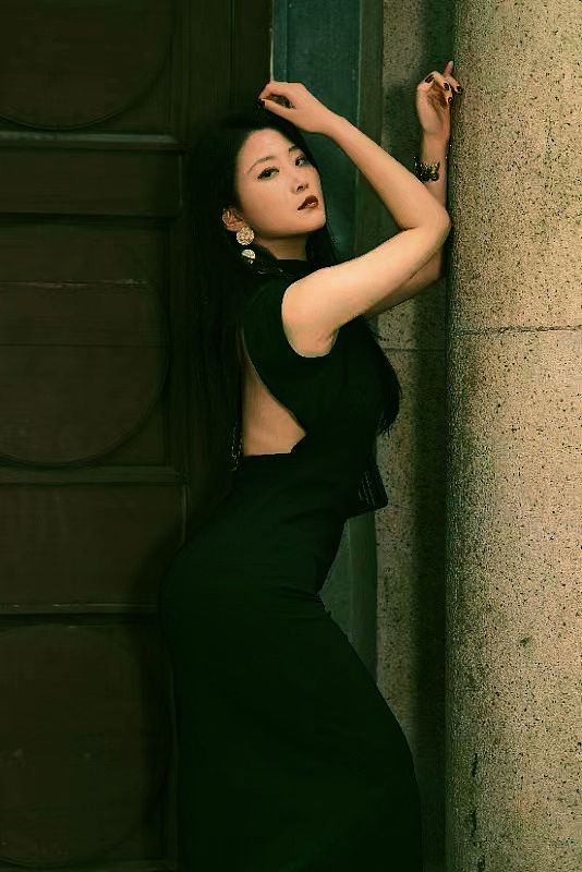 街拍御姐（图ZNDA4MjI0NTY4） - 人像摄影 - 站酷设计师夏夜港湾原创素材 - 站酷ZCOOL