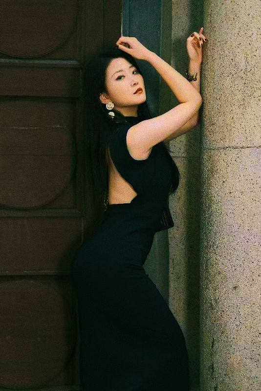 街拍御姐（图ZNDA4MjI0NTc2） - 人像摄影 - 站酷设计师夏夜港湾原创素材 - 站酷ZCOOL