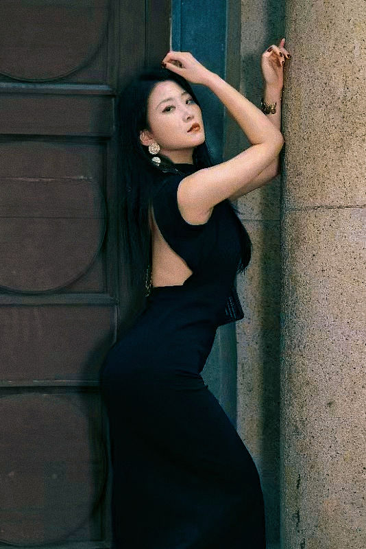 街拍御姐（图ZNDA4MjI0NTgw） - 人像摄影 - 站酷设计师夏夜港湾原创素材 - 站酷ZCOOL
