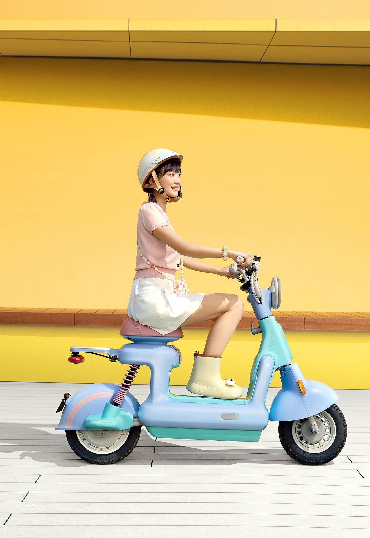 小牛电动 NIU Y果冻（图ZNDA4MjY0NDE2） - 人像摄影 - 站酷设计师FengStudio原创素材 - 站酷ZCOOL