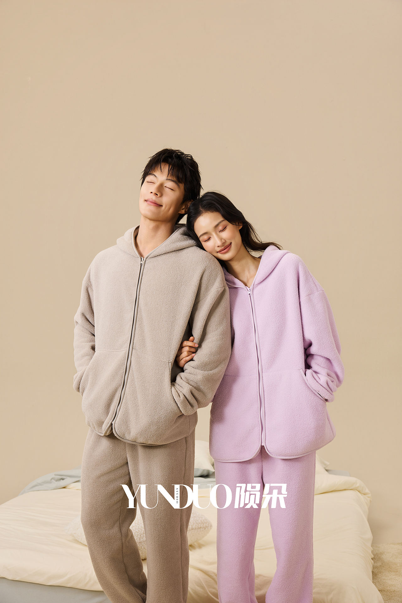 爱帝家居服商业摄影 居家睡衣针织视觉(图ZNDA4MzQ1Nzc2) - 人像摄影 - 站酷设计师陨朵商拍刘大奇原创素材 - 站酷ZCOOL