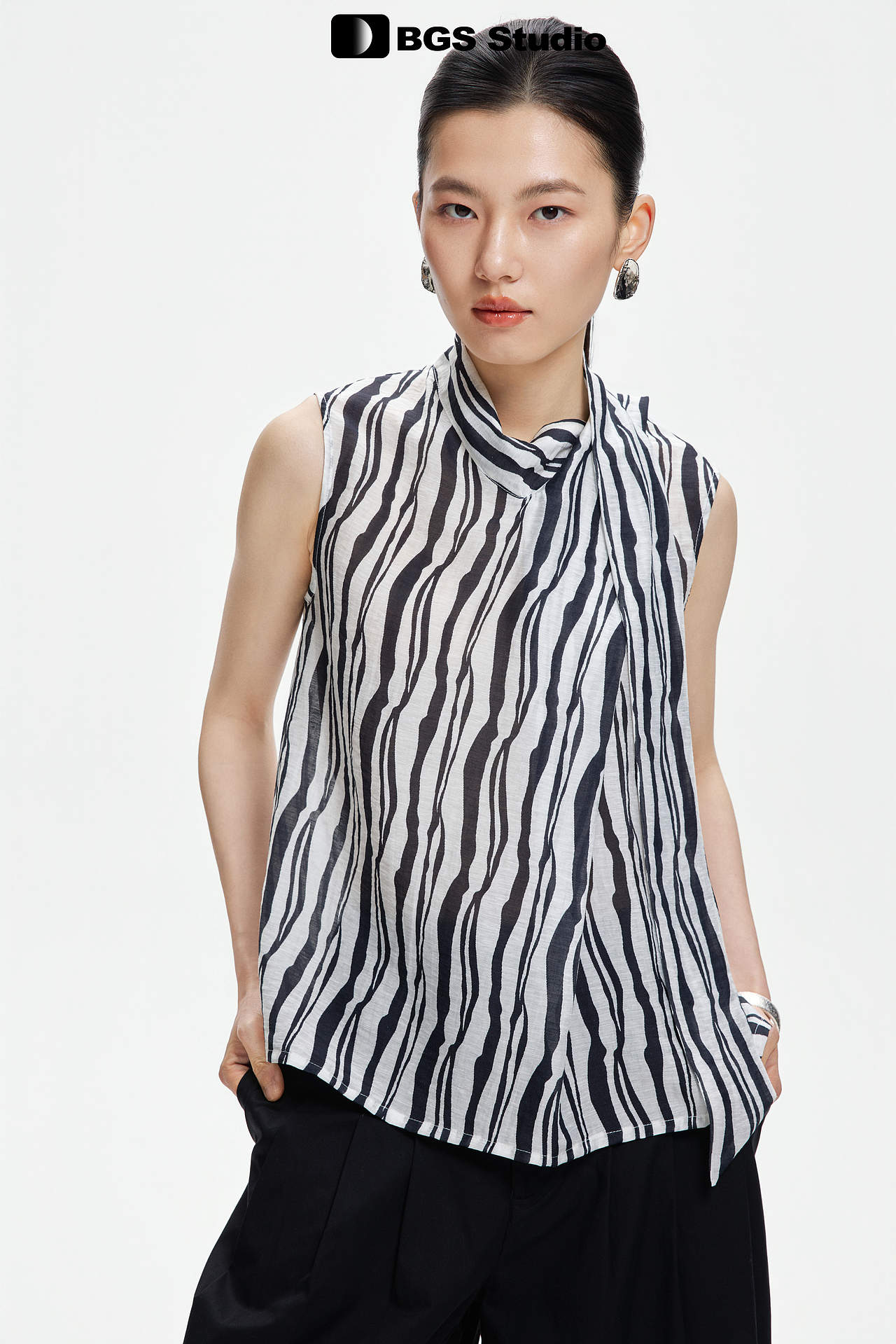 服装 lookbook 拍摄（图ZNDA4MzU4NjE2） - 人像摄影 - 站酷设计师不过三商业摄影原创素材 - 站酷ZCOOL