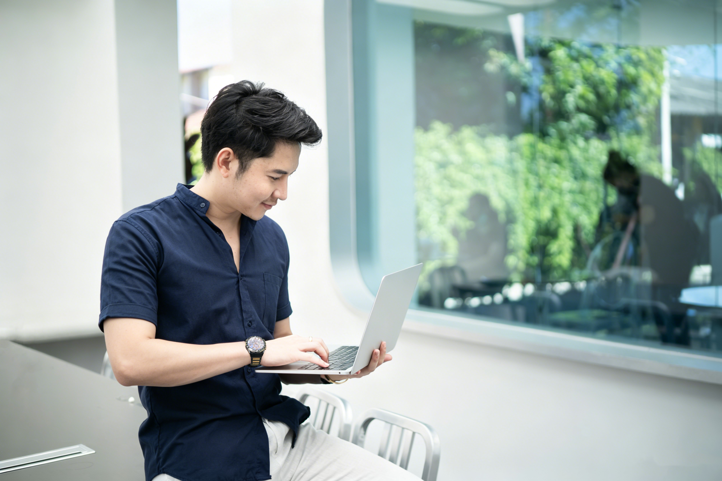 实用攻略！2026 年让人着迷又好用的智能手表盘点，啥手表这么牛！（图ZMTU2NzQ3NDQ=） - 资讯 - 站酷设计师来这个世界看看原创素材 - 站酷ZCOOL