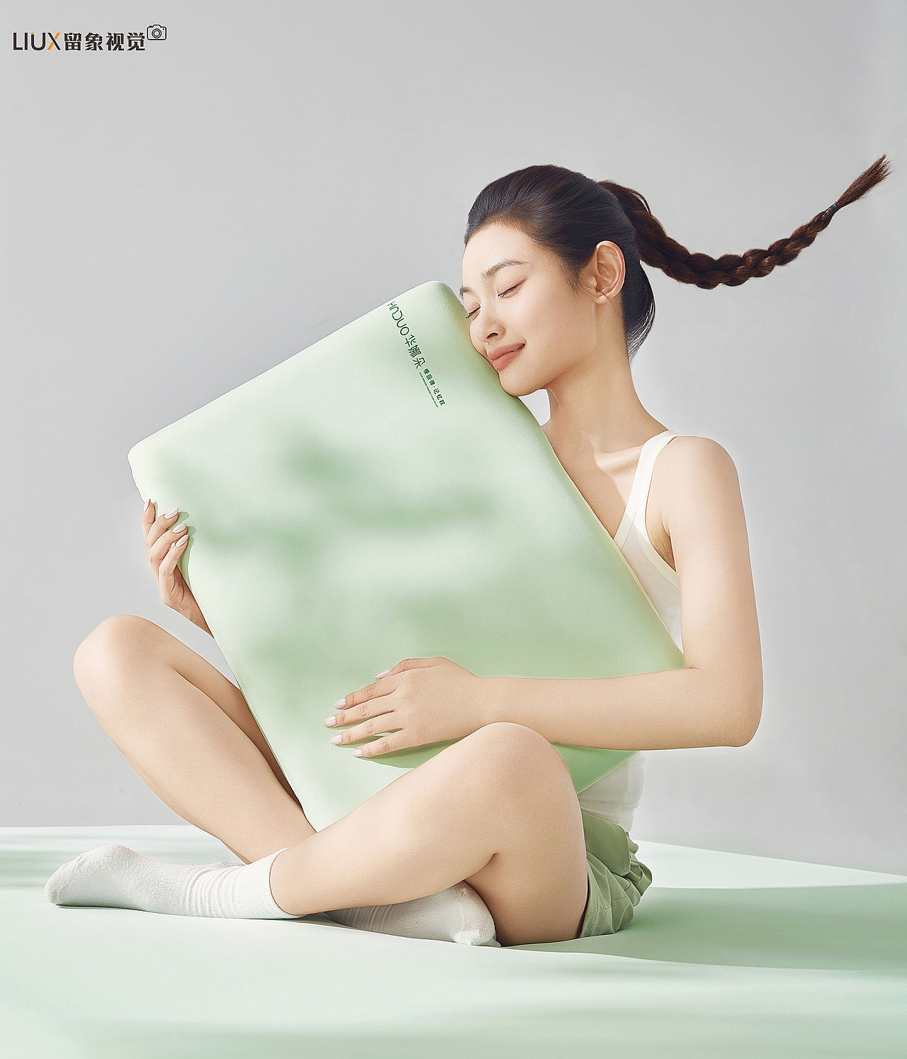 华娜朵x留象视觉 枕芯拍摄（图ZNDA4NjAxMzg4） - 产品摄影 - 站酷设计师留象视觉原创素材 - 站酷ZCOOL
