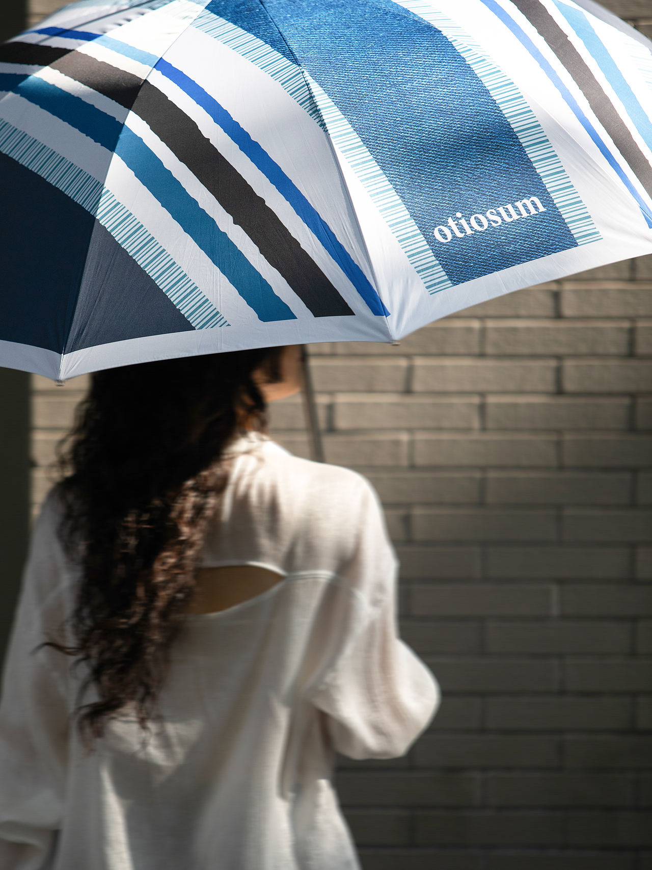 ot10sum 丨周边 雨伞Blue day 产品设计 海报设计（图ZNDA4ODUzNTc2） - 宣传物料 - 站酷设计师Adam斌原创素材 - 站酷ZCOOL