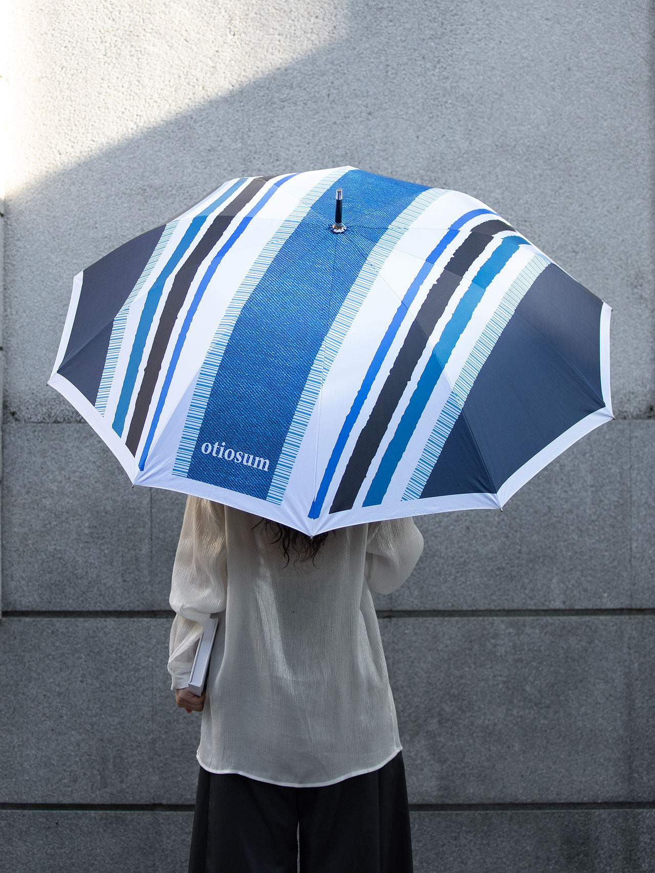 ot10sum 丨周边 雨伞Blue day 产品设计 海报设计（图ZNDA4ODUzNTgw） - 宣传物料 - 站酷设计师Adam斌原创素材 - 站酷ZCOOL