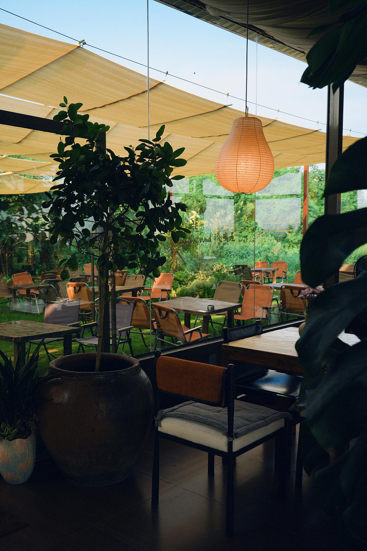 泉州咖啡店探店📸（图ZNDA4ODg2NzYw） - 人像摄影 - 站酷设计师GUOJIANNEW原创素材 - 站酷ZCOOL