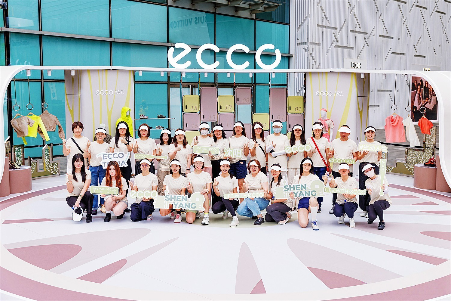城市户外主题快闪的空间叙事策略-ECCO TOPIA 全国巡展沈阳站-肆墨设计（图ZMTU2OTcwNDg=） - 资讯 - 站酷设计师肆墨设计原创素材 - 站酷ZCOOL