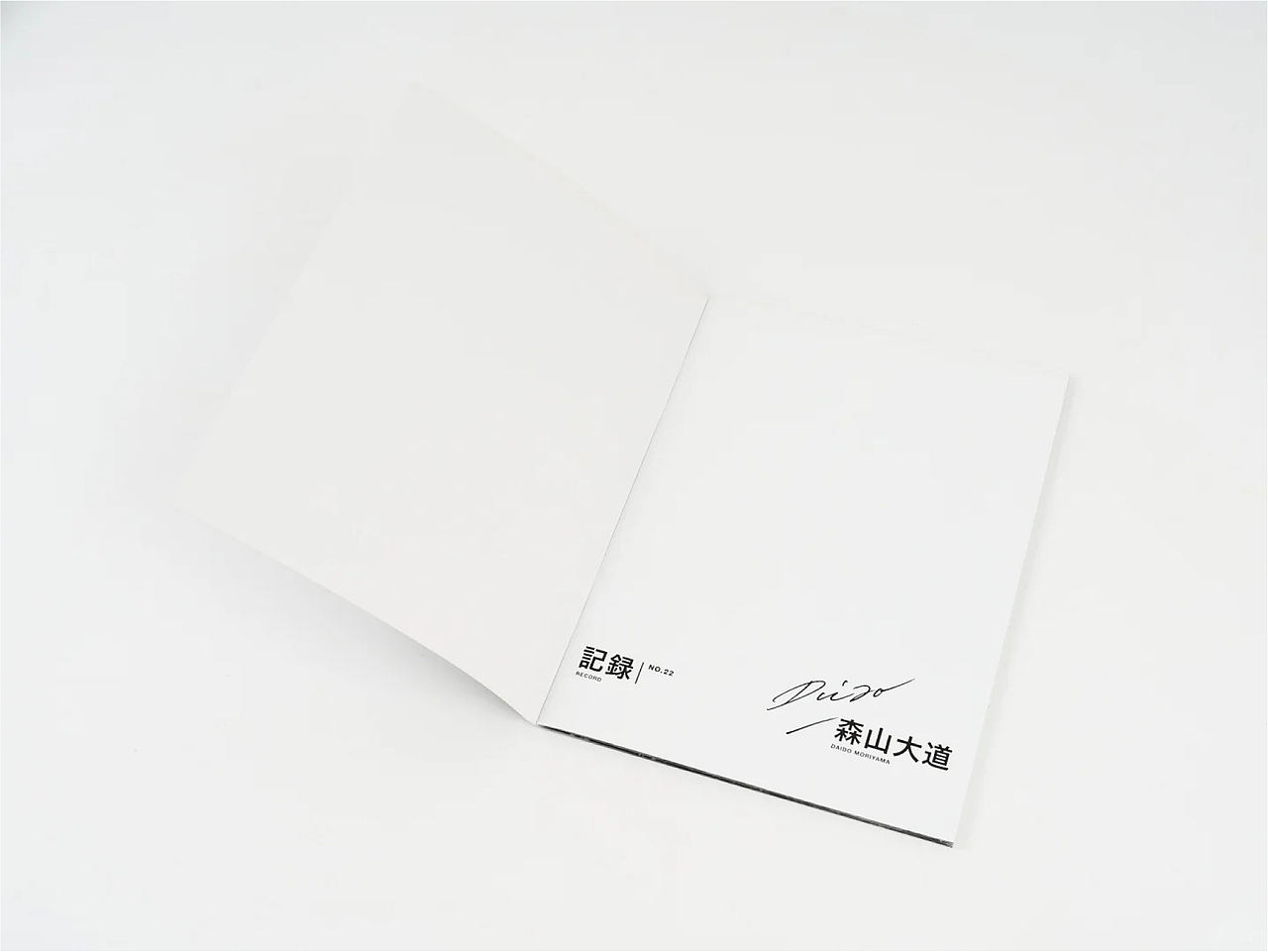 单人旁Studio Radic|光语书店（图ZNDA5MDY0MTAw） - 品牌 - 站酷设计师单人旁设计原创素材 - 站酷ZCOOL