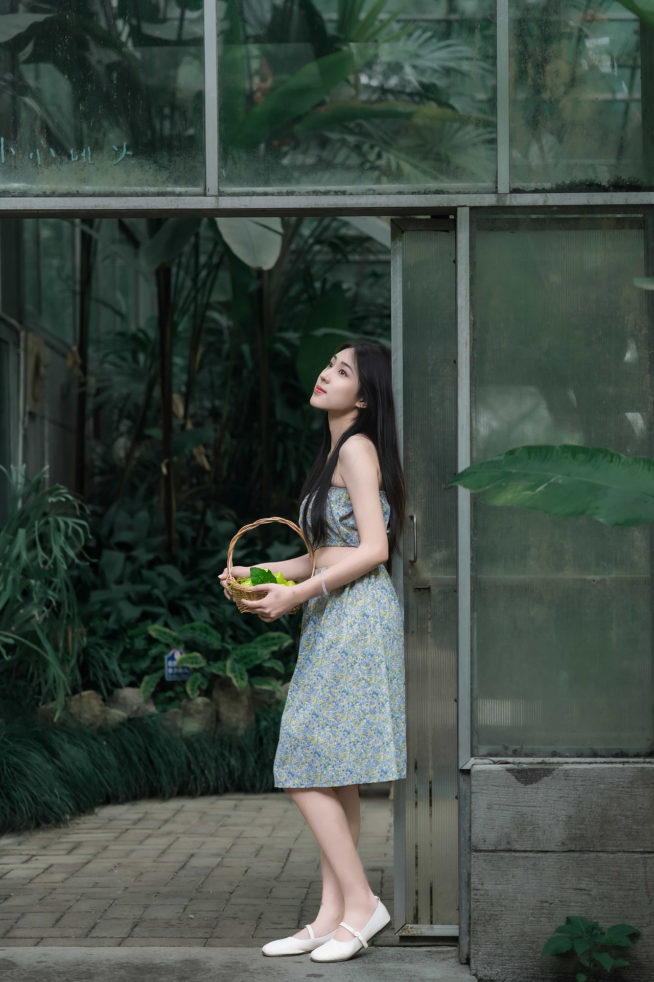 《花影绿叙》（图ZNDA5MTAwMTY0） - 人像摄影 - 站酷设计师Avrin艾文原创素材 - 站酷ZCOOL