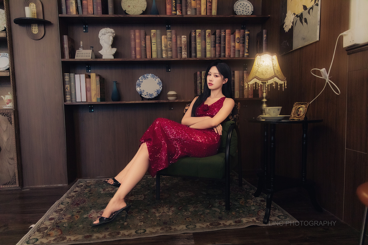 红色法式浪漫（图ZNDA5MjM0MTYw） - 人像摄影 - 站酷设计师长夜听风原创素材 - 站酷ZCOOL