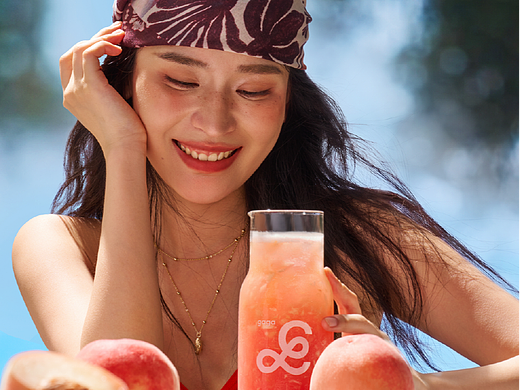 gaga鲜语｜一起跳进桃子海🍑🌊
