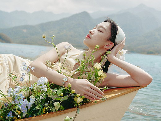 DAVENA蒂玮娜｜春夏女士腕表视觉大片
