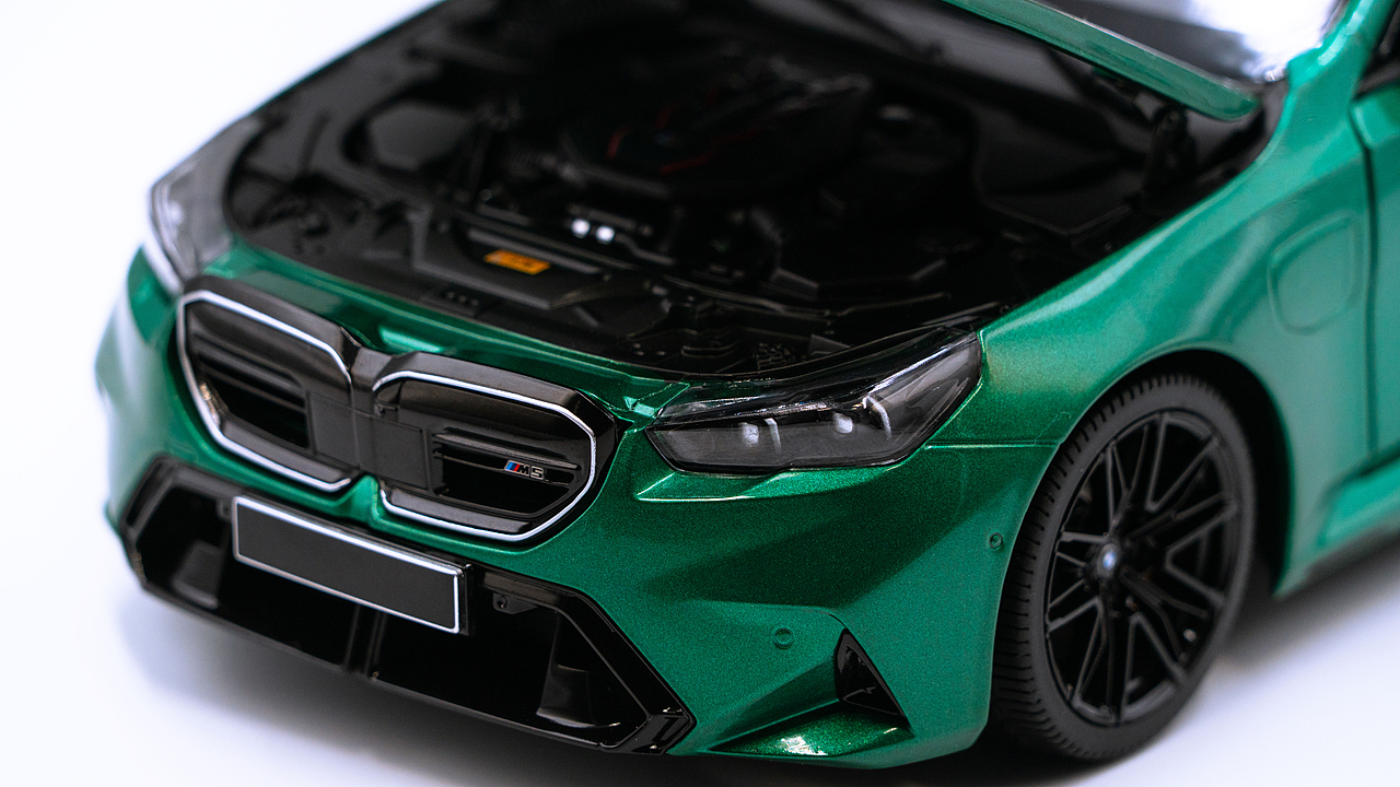 BMW M5 Touring G99 MINICHAMPS 1:18（图ZNDA5MzgyMTA4） - 其他摄影 - 站酷设计师饭饭饭樊原创素材 - 站酷ZCOOL