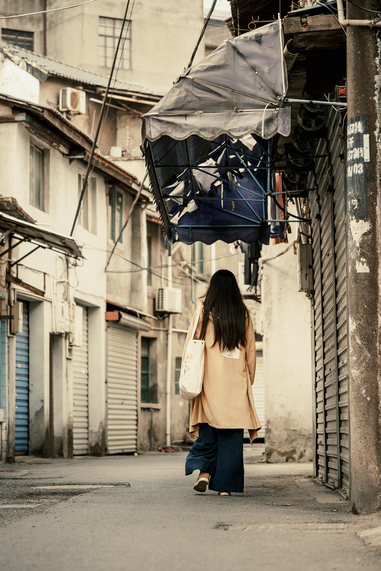 「人像作品」临浦老街（图ZNDA5NjI3OTM2） - 人像摄影 - 站酷设计师meteor_zx原创素材 - 站酷ZCOOL