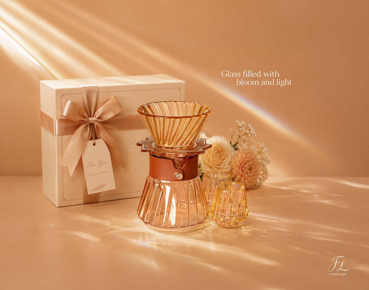 AIGC 视觉实验丨 一花入杯,一光成璃(图ZNDA5NzU0Nzgw) - AI作品 - 站酷设计师孙啊尧原创素材 - 站酷ZCOOL