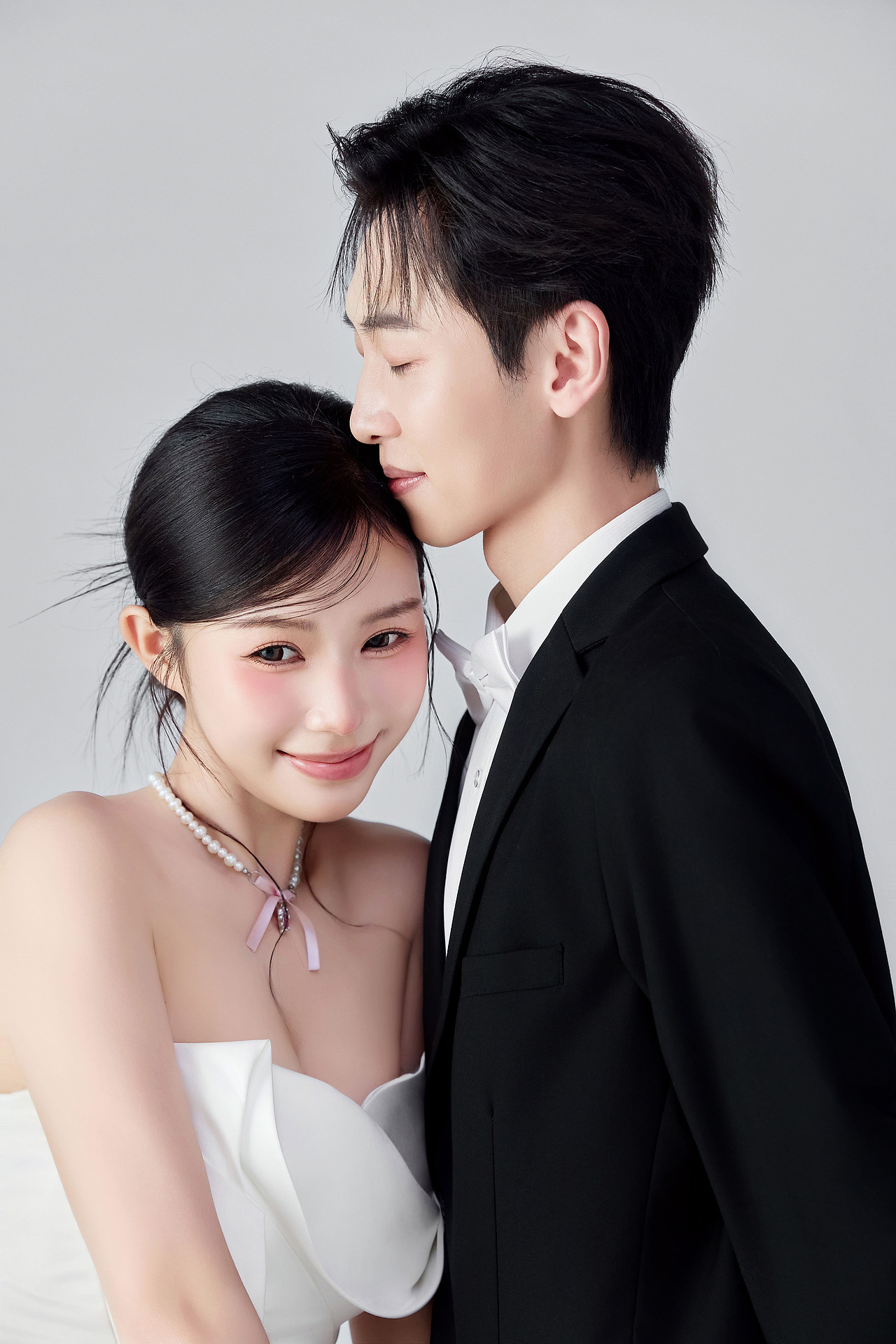 纪实抓拍，咔嚓眼中的浓情蜜意💗（图ZNDA5ODA3NjI4） - 人像摄影 - 站酷设计师W影像工作室原创素材 - 站酷ZCOOL
