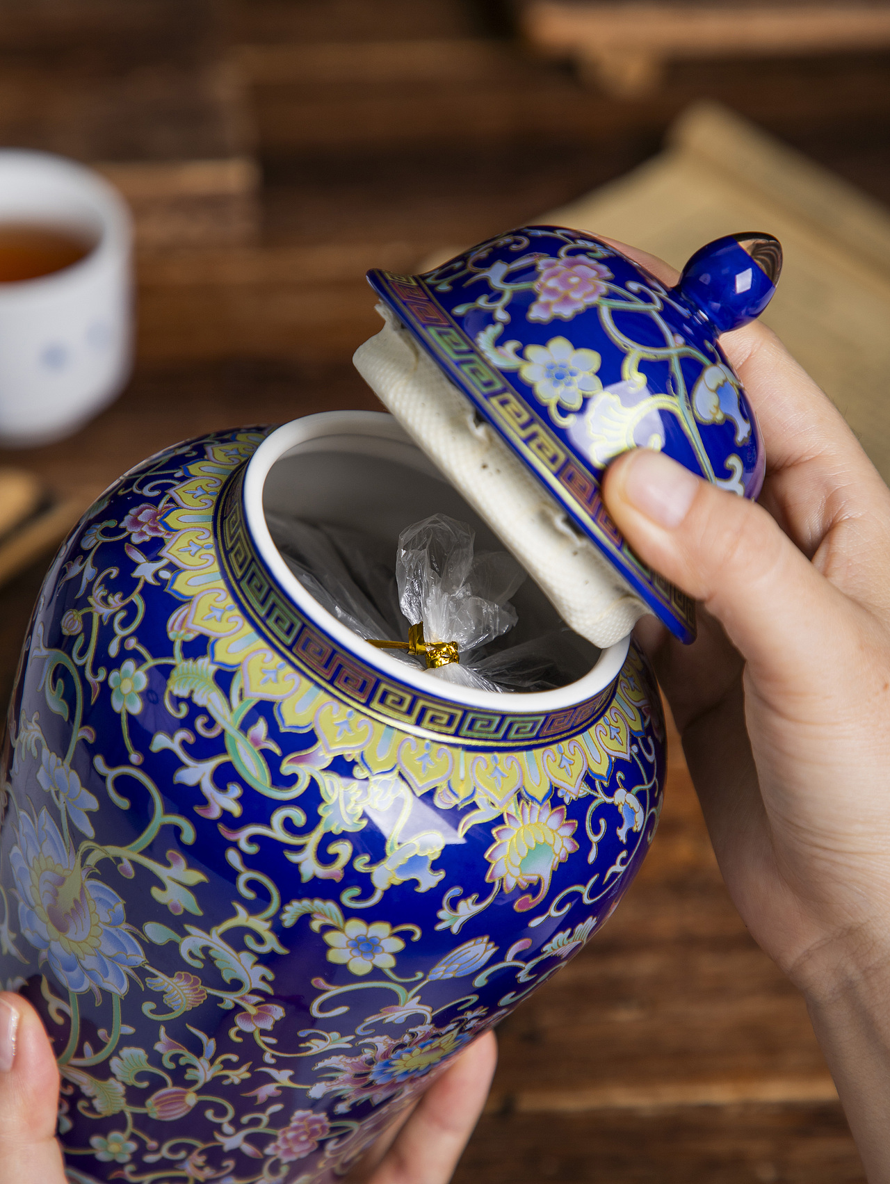 有间|万璞号 “景泰蓝” 2018老树普洱（图ZNDA5ODMzODM2） - 产品摄影 - 站酷设计师有间图片社原创素材 - 站酷ZCOOL
