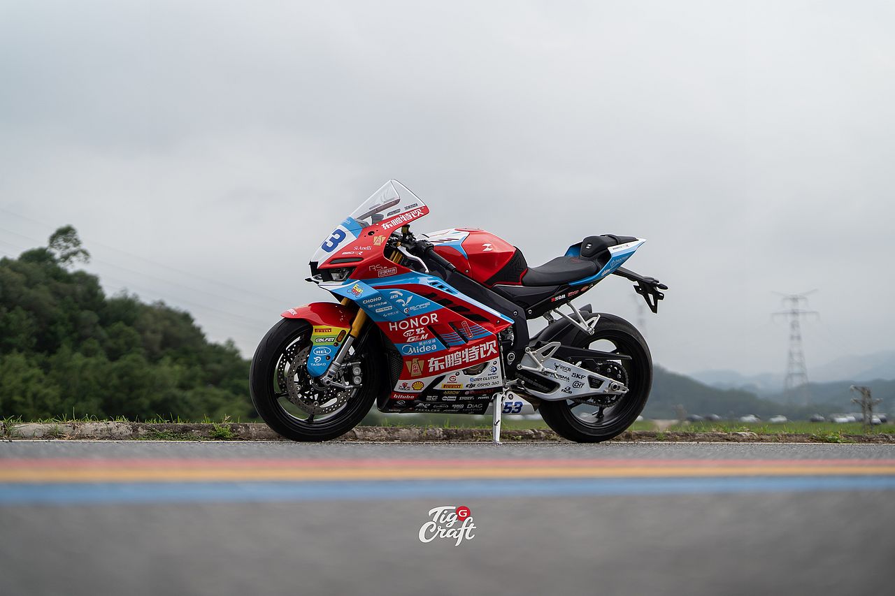 张雪820RR-WSBK意大利分站冠军涂装（图ZNDA5OTI0NTM2） - 其他手工艺 - 站酷设计师虎将贴花原创素材 - 站酷ZCOOL