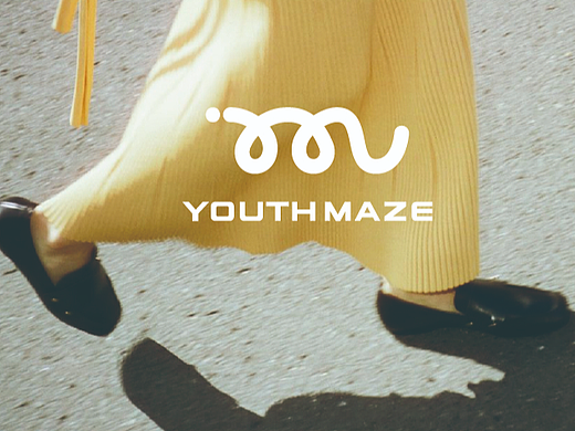 YOUTH MAZE 服装品牌形象设计及应用延展