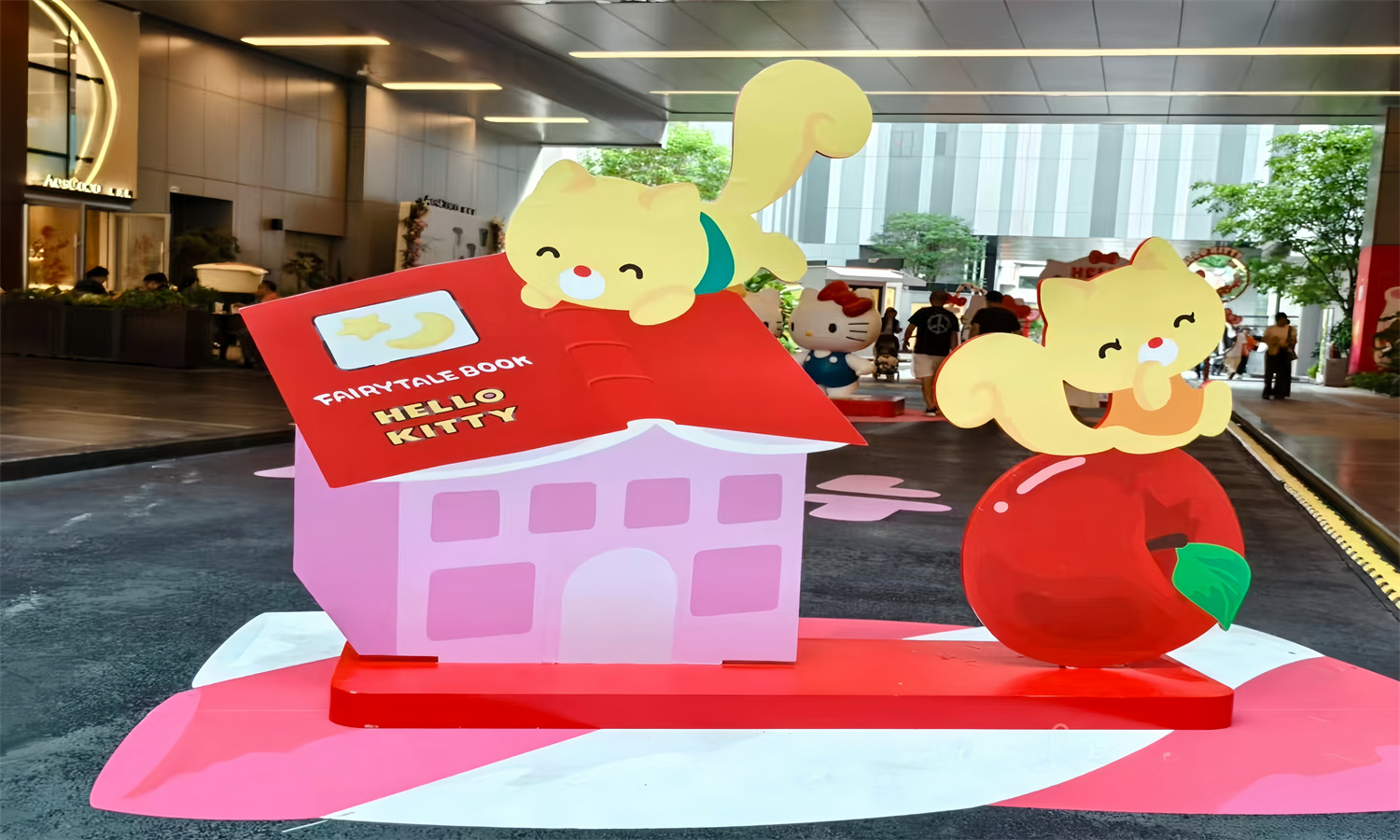 IP美陈成趋势：解析深圳大悦城 HelloKitty首展设计逻辑-肆墨设计（图ZMTU3NTcyNjg=） - 观点 - 站酷设计师先锋策划设计汇原创素材 - 站酷ZCOOL