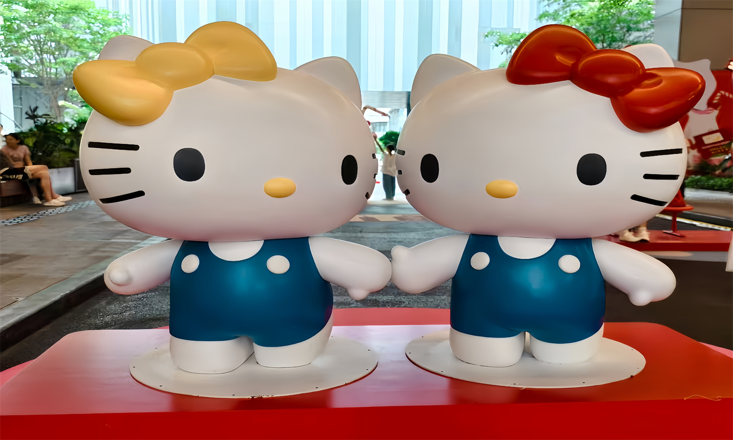IP美陈成趋势：解析深圳大悦城 HelloKitty首展设计逻辑-肆墨设计（图ZMTU3NTcyOTY=） - 观点 - 站酷设计师先锋策划设计汇原创素材 - 站酷ZCOOL