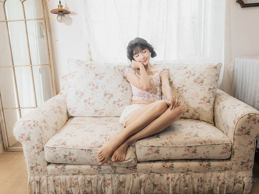 居家小萝莉