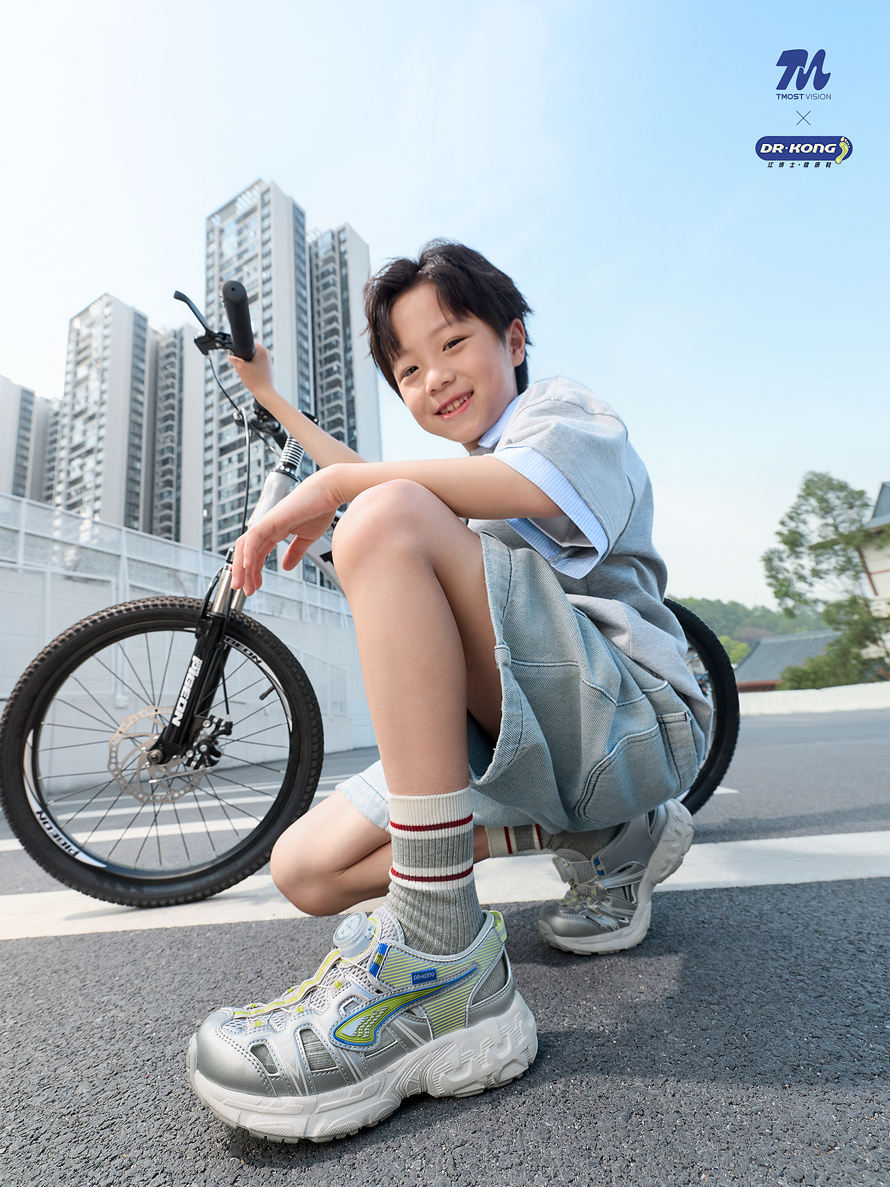 江博士2026夏日TVC｜一起奔赴夏日旷野（图ZNDEwMjUyMjky） - 人像摄影 - 站酷设计师TMOSTSHOES原创素材 - 站酷ZCOOL