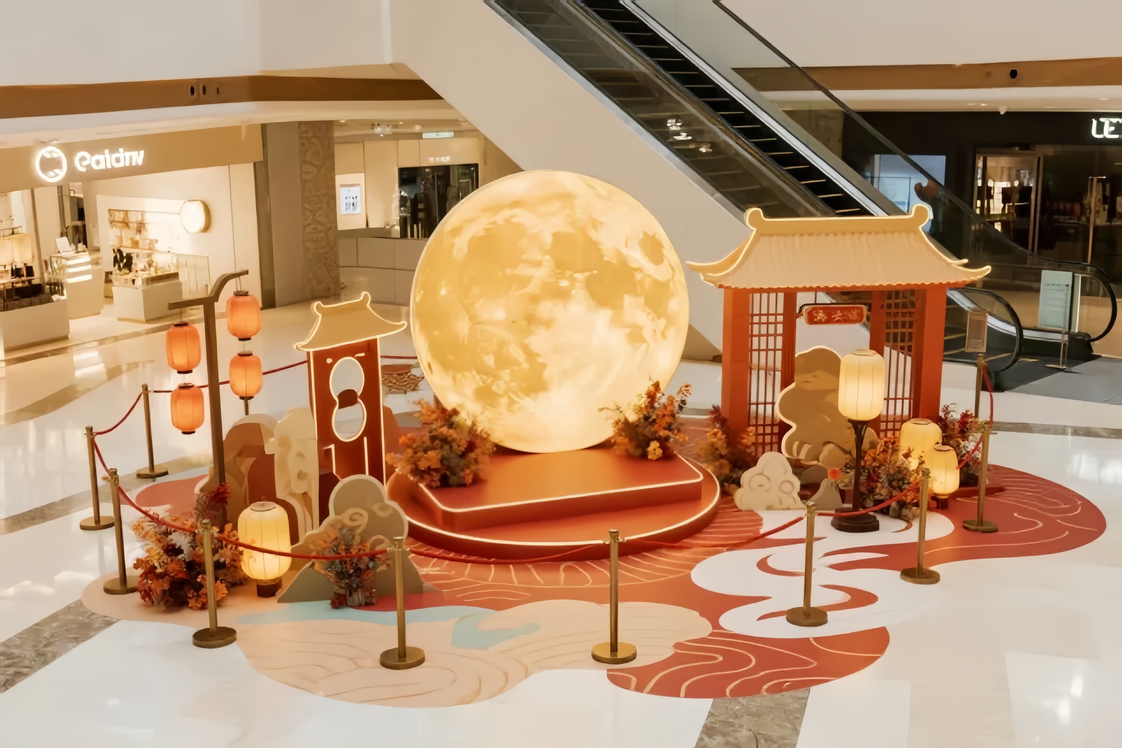 商圈双节场景构建：肇庆商场中秋国庆美陈氛围设计公司选型方法（图ZMTU3NzQyMTI=） - 观点 - 站酷设计师先锋策划设计汇原创素材 - 站酷ZCOOL