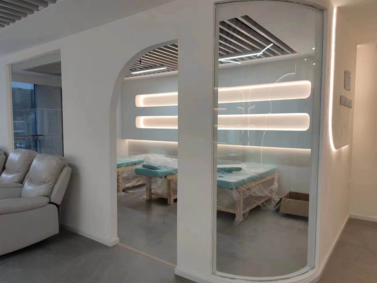 成都51工装|美甲店室内设计实景案例（图ZNDEwMzczMzE2） - 商业空间设计 - 站酷设计师51工装原创素材 - 站酷ZCOOL