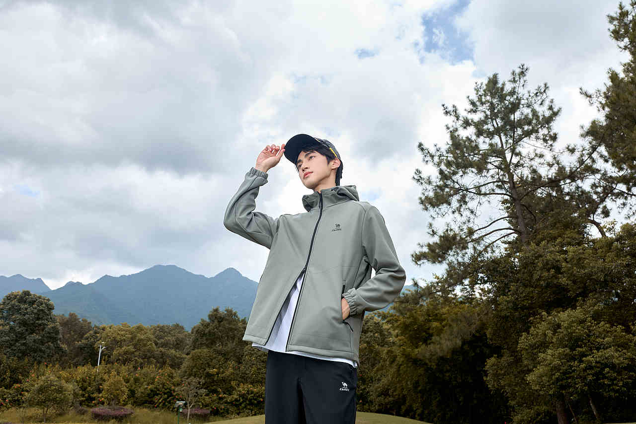 驭风入冬，山野随行｜骆驼户外（图ZNDEwNDEzODg0） - 人像摄影 - 站酷设计师JaKe杰原创素材 - 站酷ZCOOL
