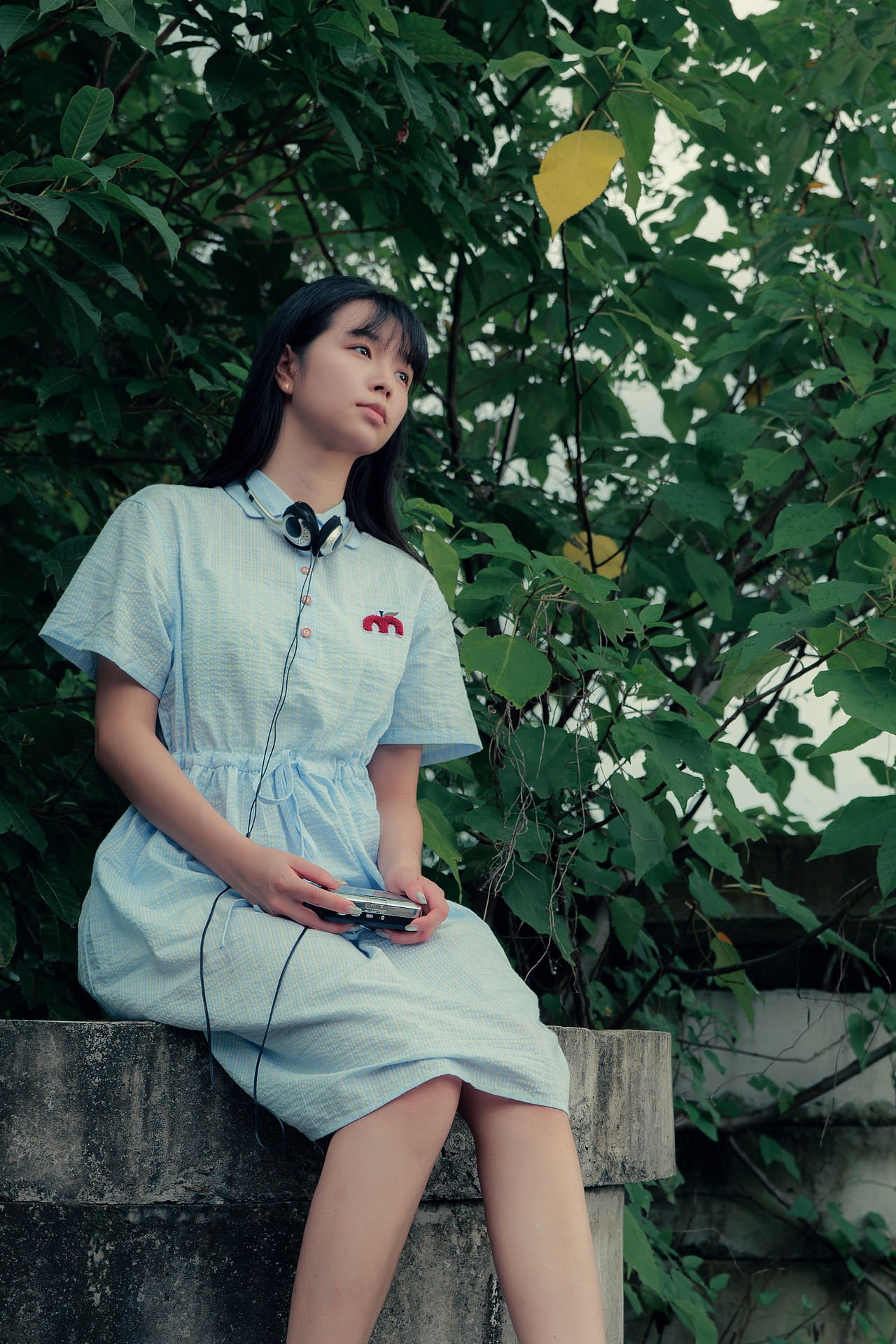 风和刘海肆意地交谈（图ZNDEwNjcxNjY0） - 人像摄影 - 站酷设计师粒勤原创素材 - 站酷ZCOOL