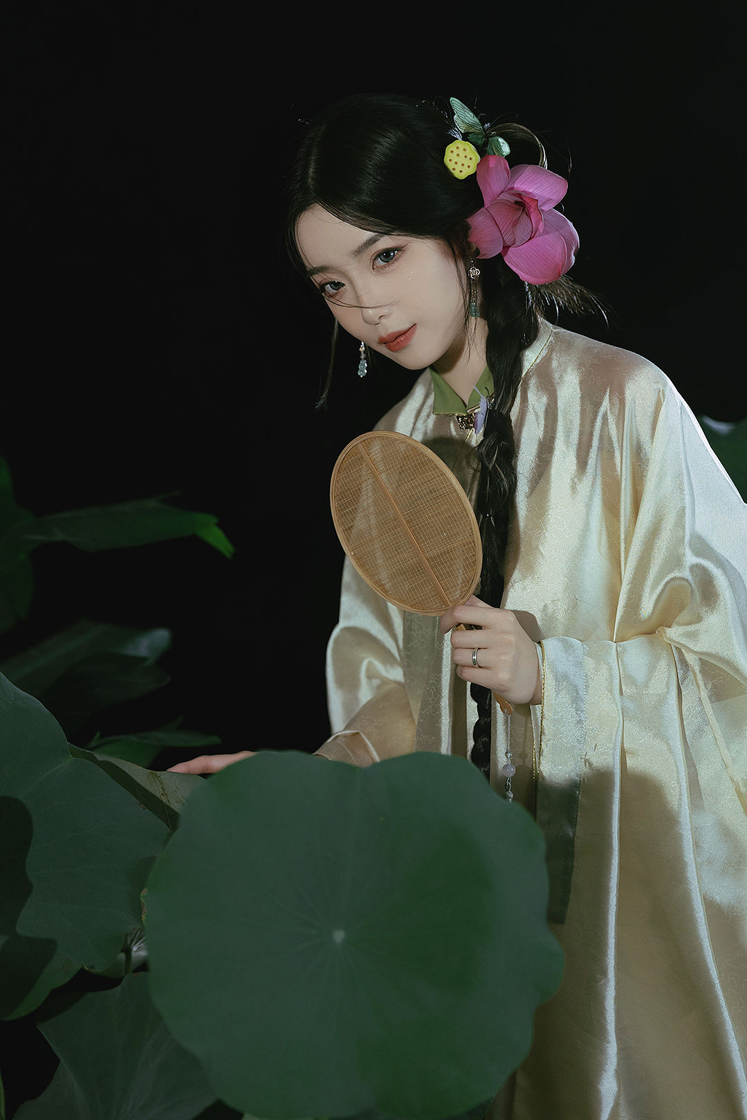 时间的泪眼撕去我伪装（图ZNDEwNzMyNTAw） - 人像摄影 - 站酷设计师路尘谨制原创素材 - 站酷ZCOOL