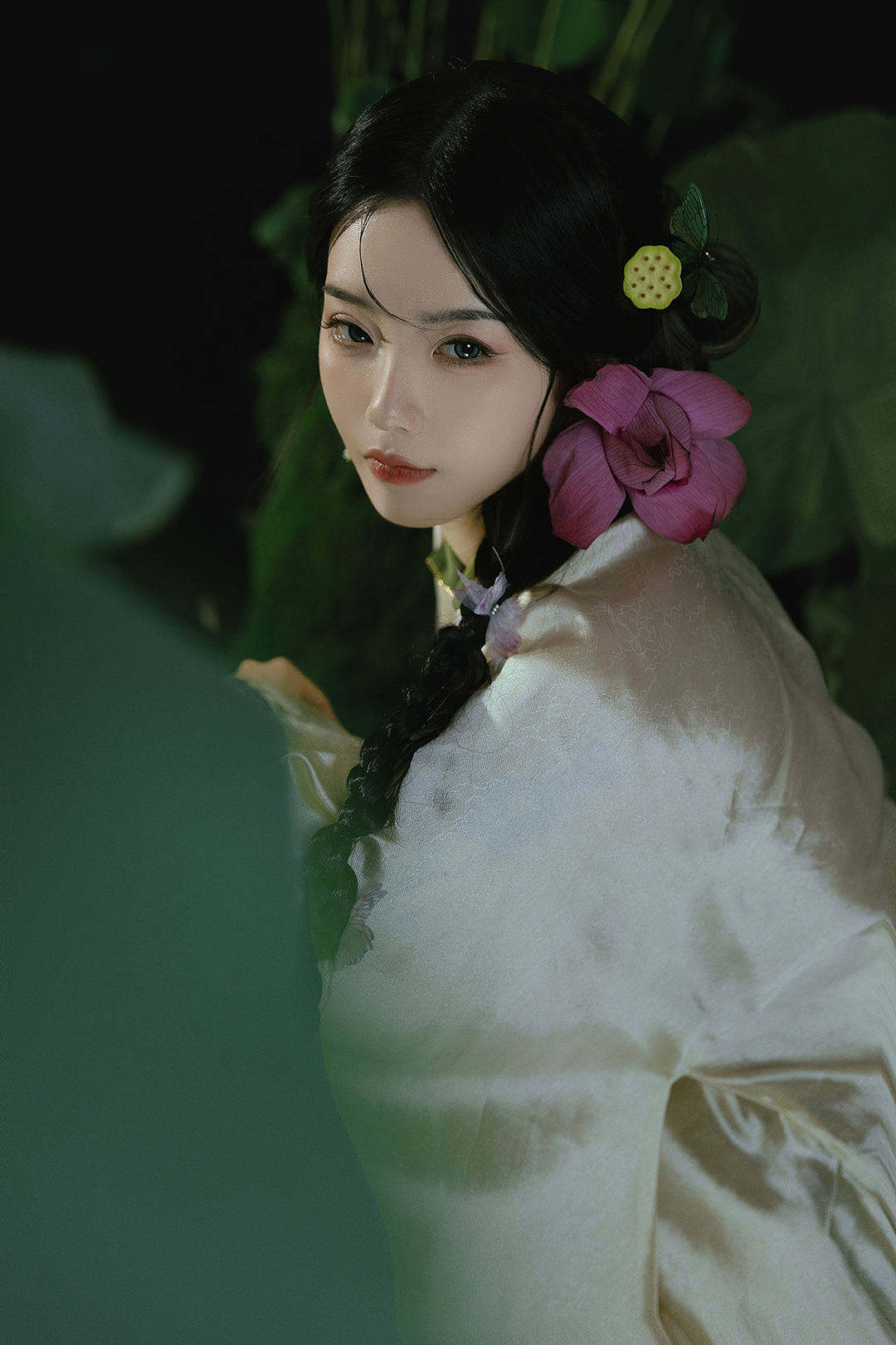 时间的泪眼撕去我伪装（图ZNDEwNzMyNTEy） - 人像摄影 - 站酷设计师路尘谨制原创素材 - 站酷ZCOOL