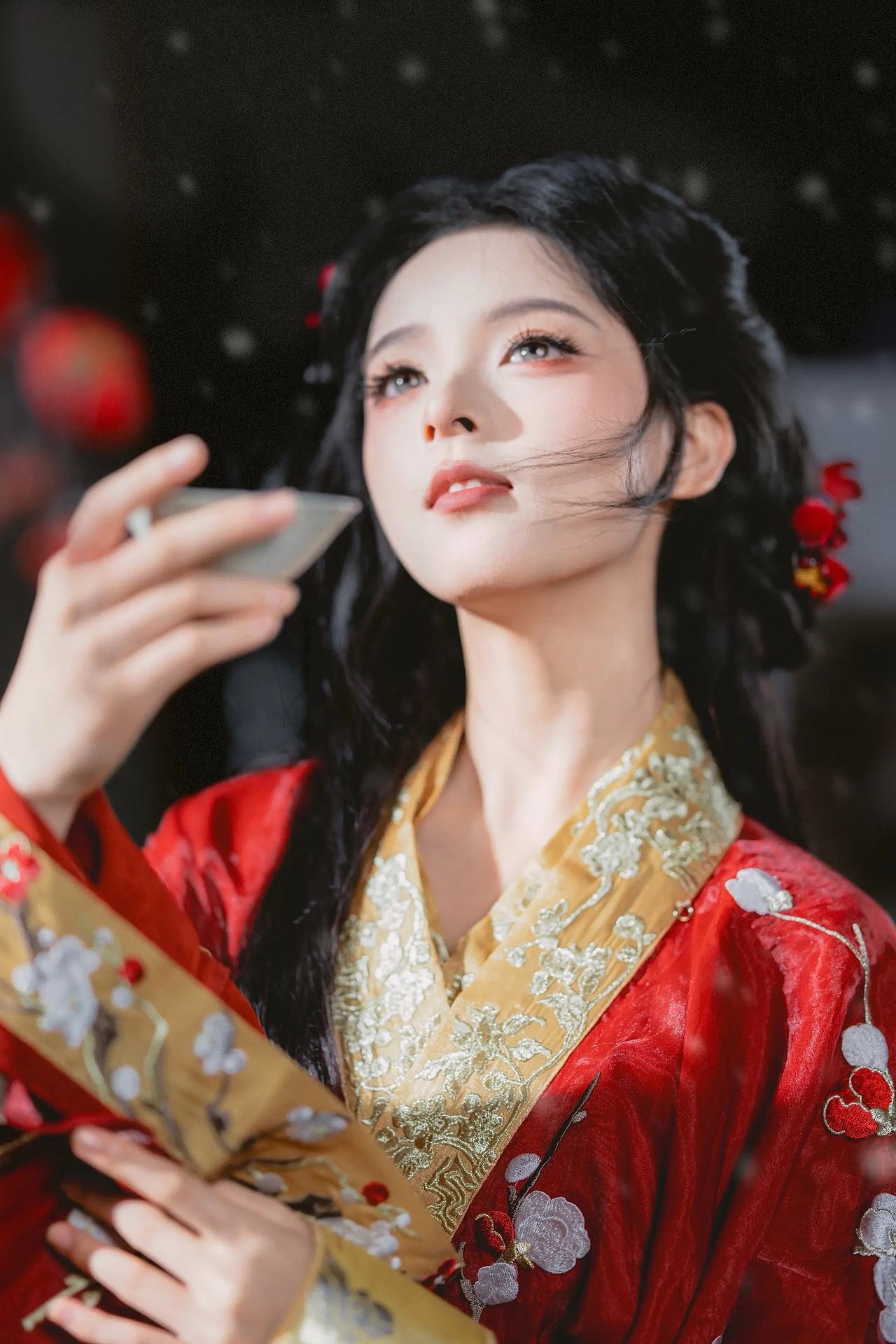 落梅雪乱 人像摄影（图ZNDEwNzM1OTM2） - 人像摄影 - 站酷设计师不会拍照的设计狮原创素材 - 站酷ZCOOL