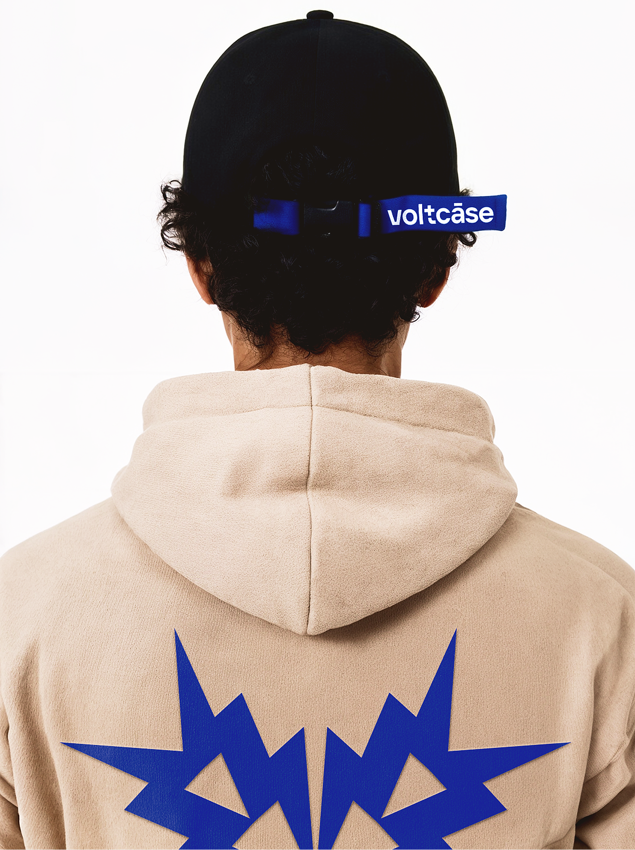 Voltcase™ | 标志、企业形象、品牌服装（图ZNDEwNzQ1ODcy） - 品牌 - 站酷设计师A_Kiskov原创素材 - 站酷ZCOOL