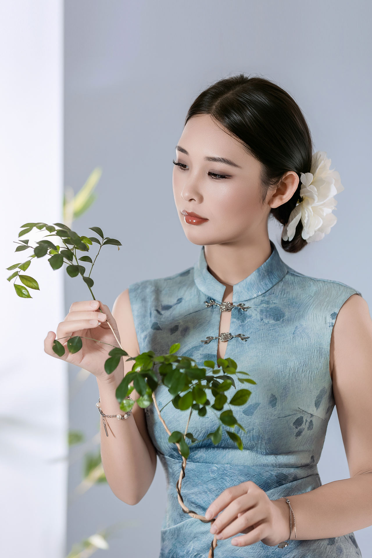 旗袍 清雅（图ZNDEwNzY4MDYw） - 人像摄影 - 站酷设计师枫叶剑桥原创素材 - 站酷ZCOOL
