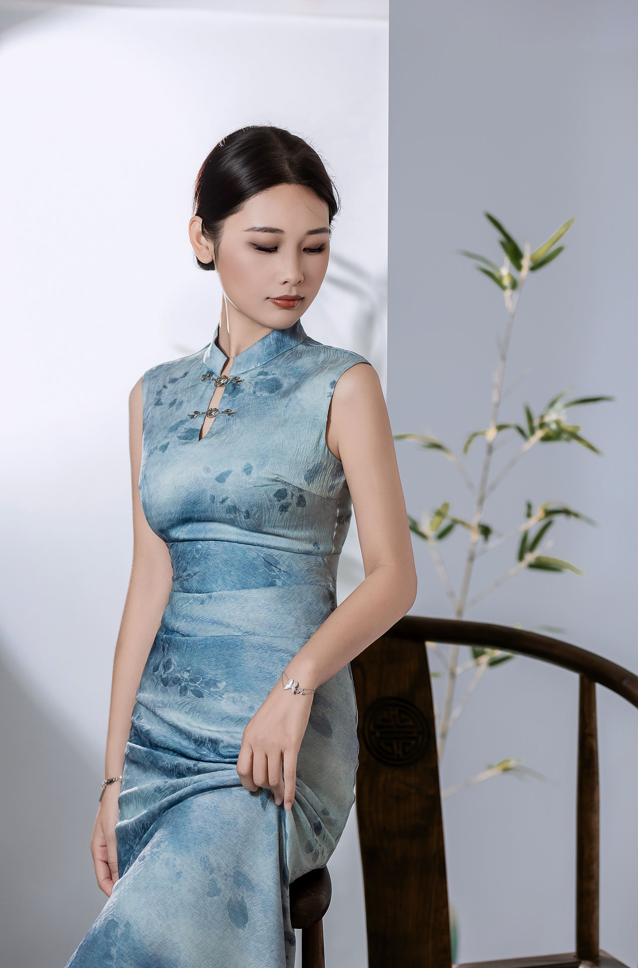 旗袍 清雅（图ZNDEwNzY4MDQ4） - 人像摄影 - 站酷设计师枫叶剑桥原创素材 - 站酷ZCOOL