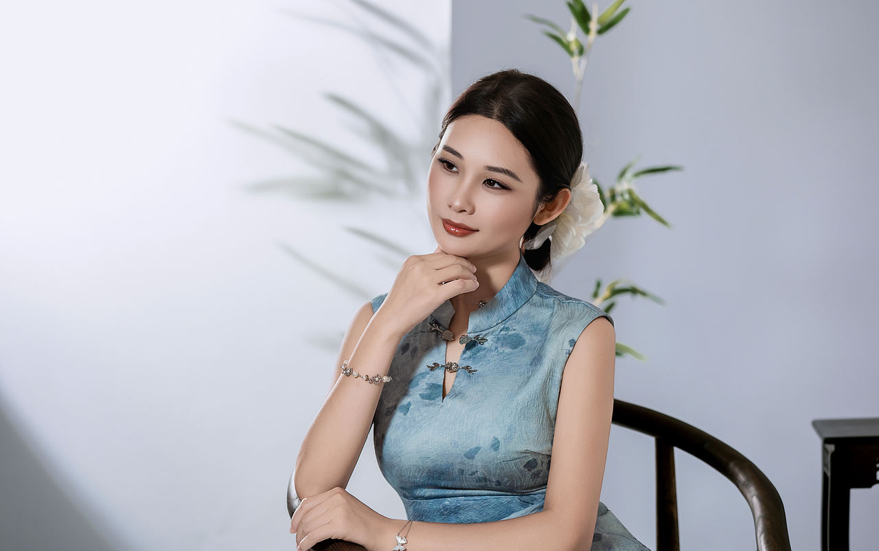 旗袍 清雅（图ZNDEwNzY4MDg0） - 人像摄影 - 站酷设计师枫叶剑桥原创素材 - 站酷ZCOOL