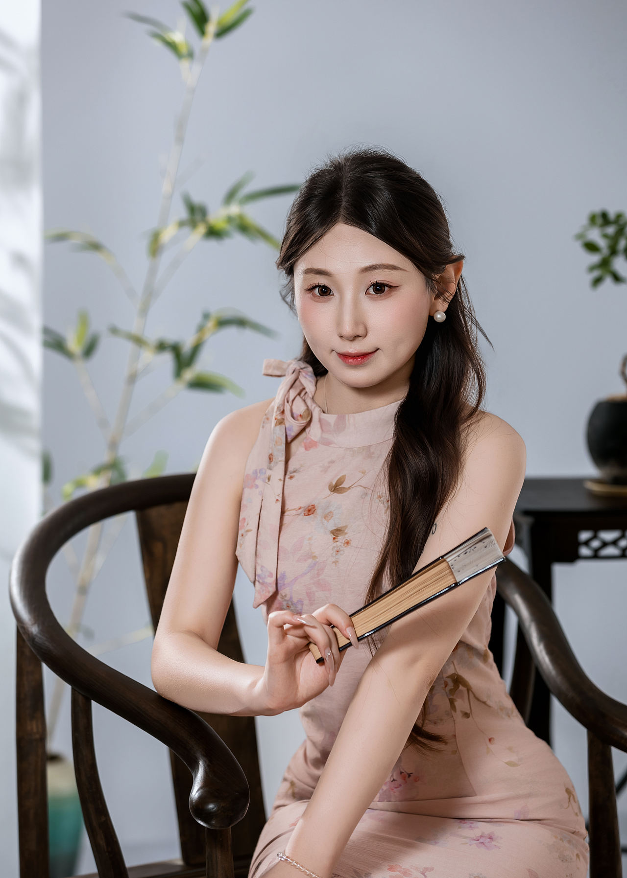 旗袍 新中式（图ZNDEwNzY4NDA0） - 人像摄影 - 站酷设计师枫叶剑桥原创素材 - 站酷ZCOOL