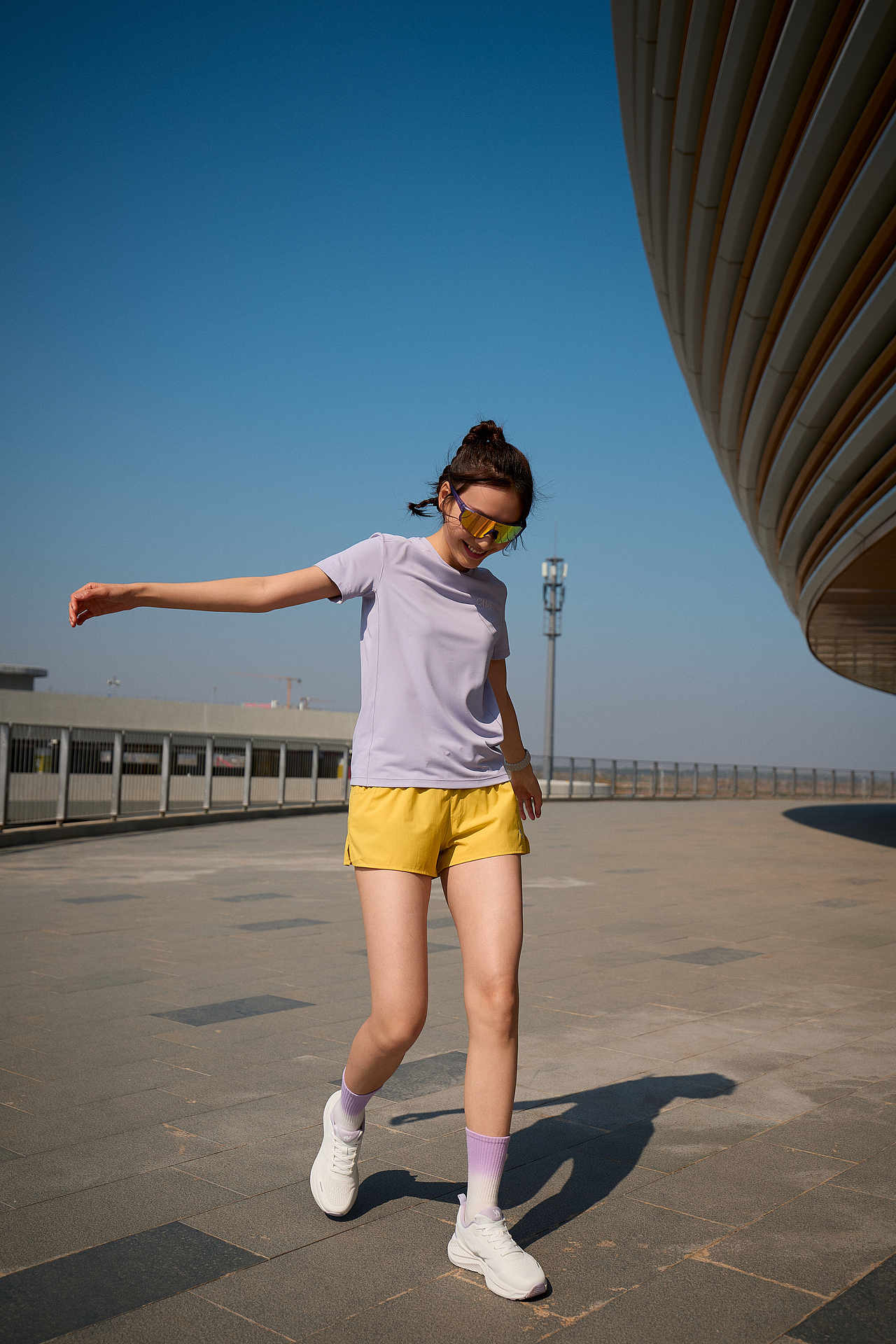 晴空为伴，自在运动 / 骆驼伴你享受运动（图ZNDEwNzkzODc2） - 人像摄影 - 站酷设计师JaKe杰原创素材 - 站酷ZCOOL