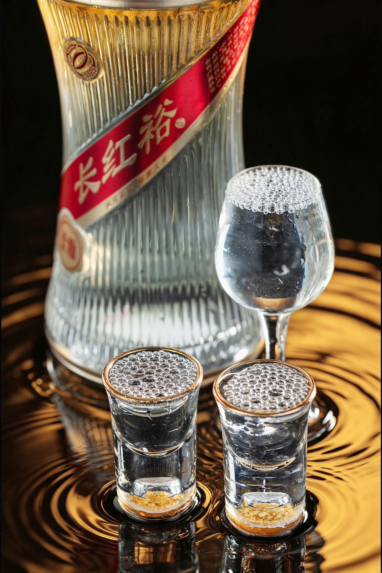 长红裕·柔雅43度白酒拍摄（图ZNDEwODAxMDcy） - 产品摄影 - 站酷设计师郝神奇丶原创素材 - 站酷ZCOOL