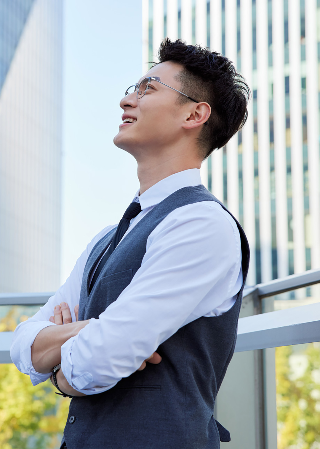 洗头怕刺激、洗完紧绷发干？不妨试试览邦这款温和洗发水（图ZMTU3OTgzNzY=） - 资讯 - 站酷设计师擎天创界原创素材 - 站酷ZCOOL