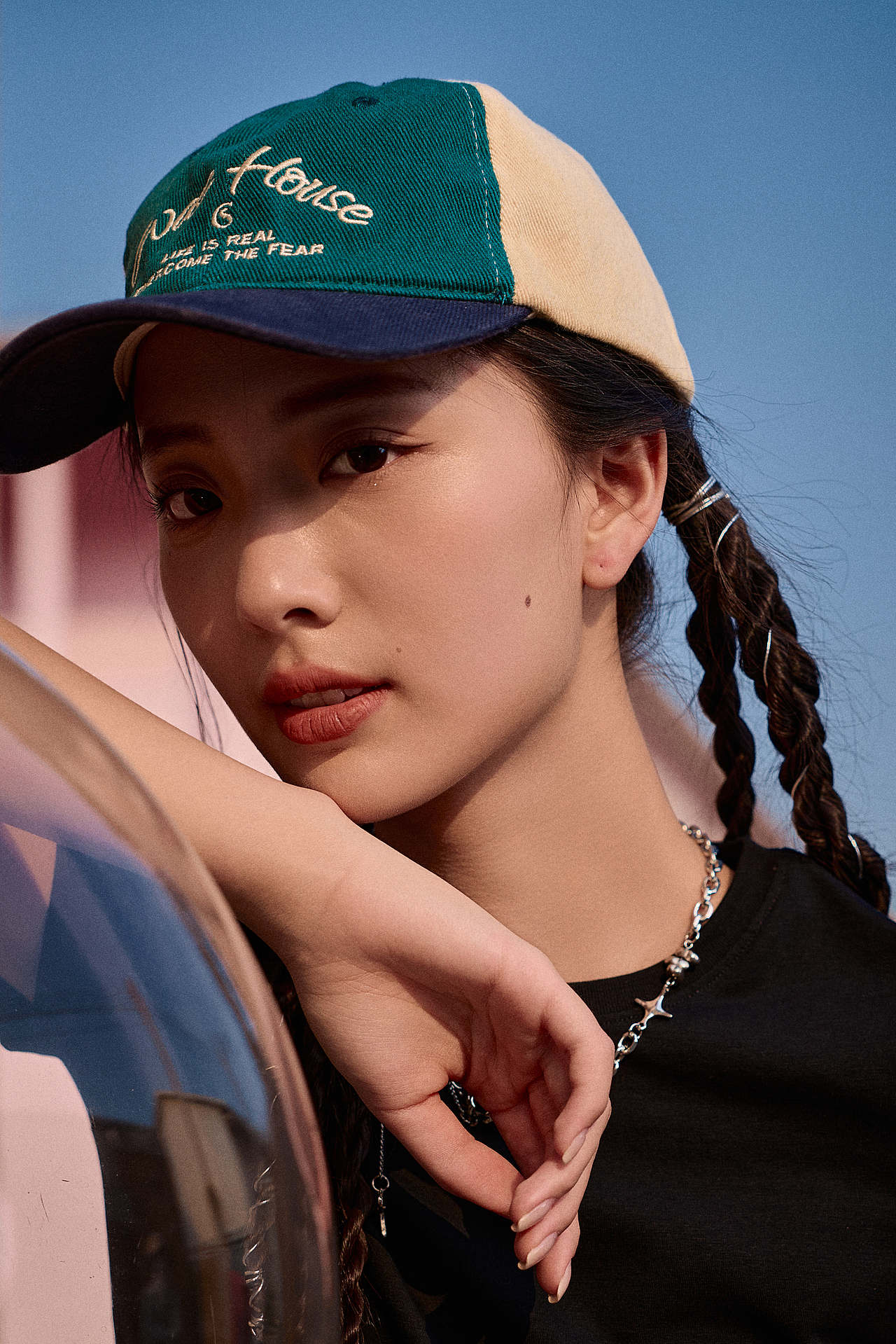 骆驼｜夏日街头，自在随性（图ZNDEwODcyMDA4） - 人像摄影 - 站酷设计师JaKe杰原创素材 - 站酷ZCOOL