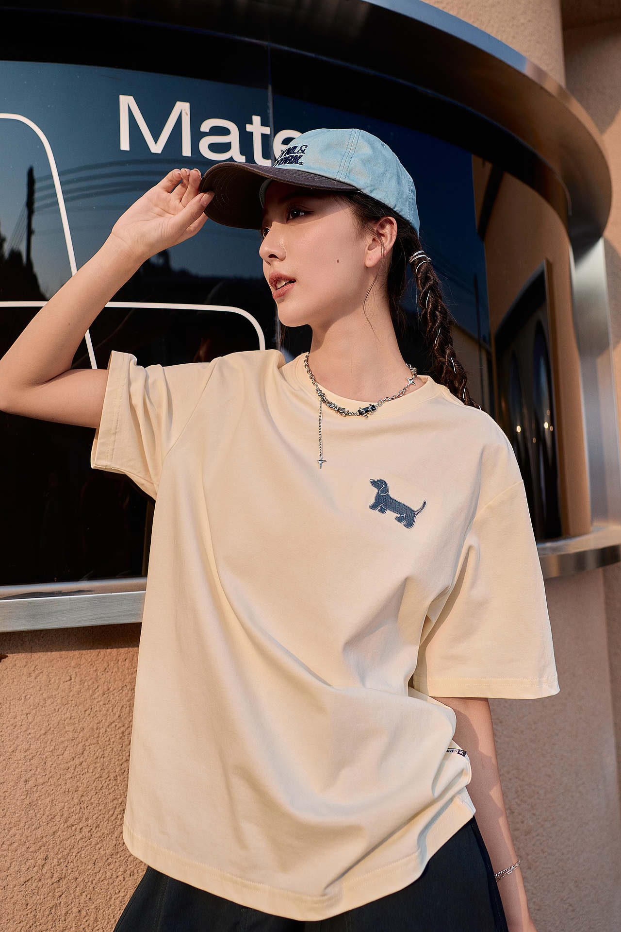 骆驼｜夏日街头，自在随性（图ZNDEwODcyMDg0） - 人像摄影 - 站酷设计师JaKe杰原创素材 - 站酷ZCOOL