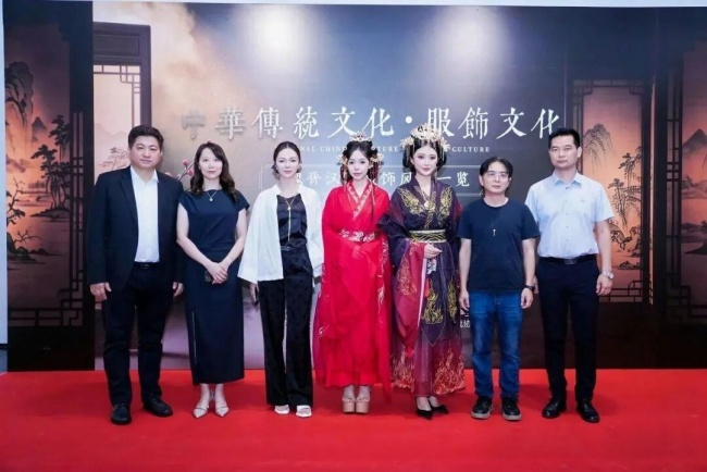 “魏晋汉”服饰风貌一览展览在珠海市古元美术馆雅致启幕（图ZMTU4MDQwMzY=） - 资讯 - 站酷设计师邹志斌原创素材 - 站酷ZCOOL