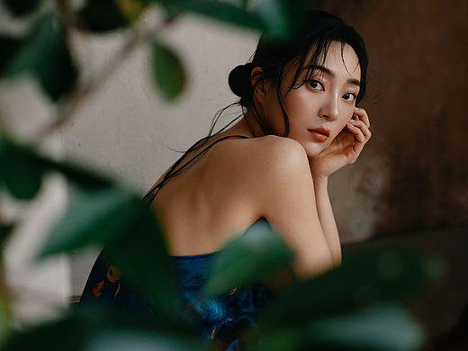 蓝裙子