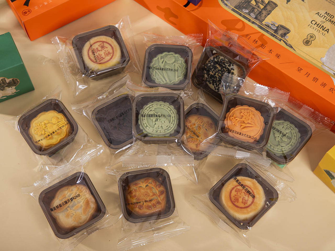 有间|雅觅森林月归林礼月饼礼盒（图ZNDExMTk4MTU2） - 产品摄影 - 站酷设计师有间图片社原创素材 - 站酷ZCOOL